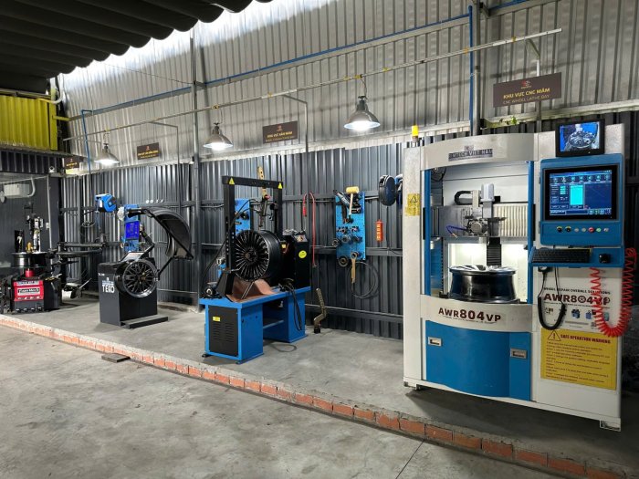 Quy Trình Thay Bố Thắng VF5 Chuẩn Kỹ Thuật